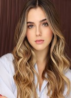 Alexa Nisenson голая