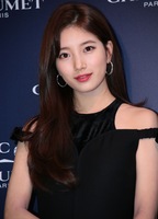 Bae Suzy голая
