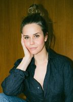 Nele Schepe голая