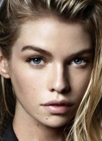 Stella Maxwell голая