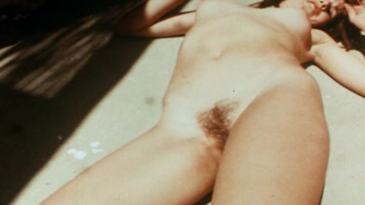 Сюзанн Поля nude pics.