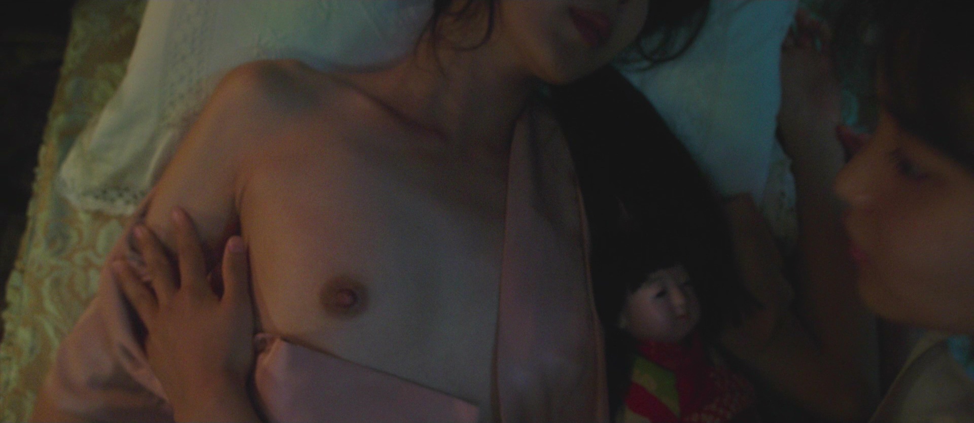 Ким Мин Хи nude pics.