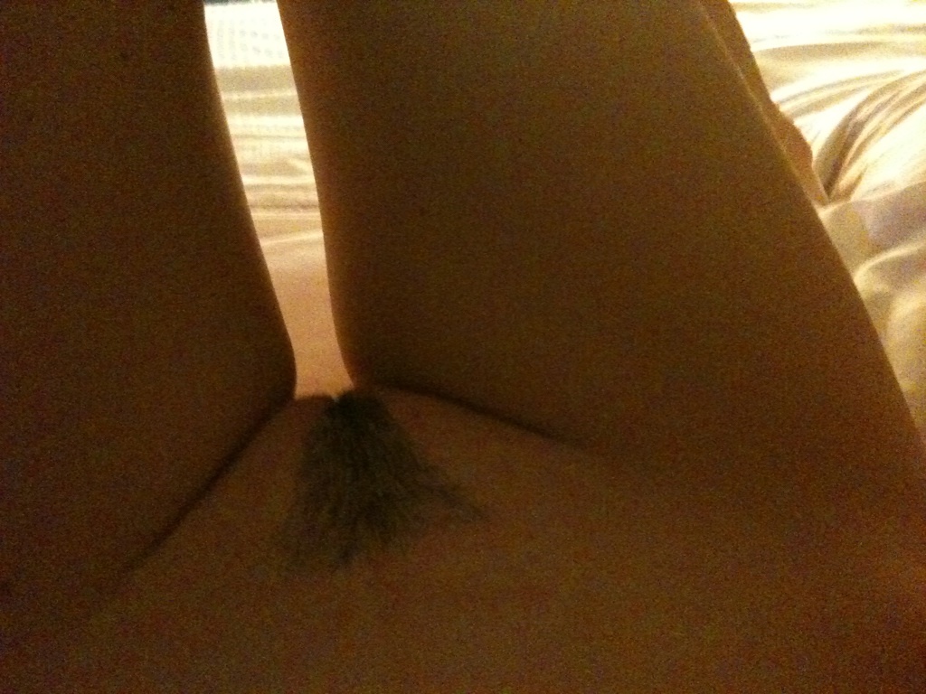 Кристен Риттер nude pics.