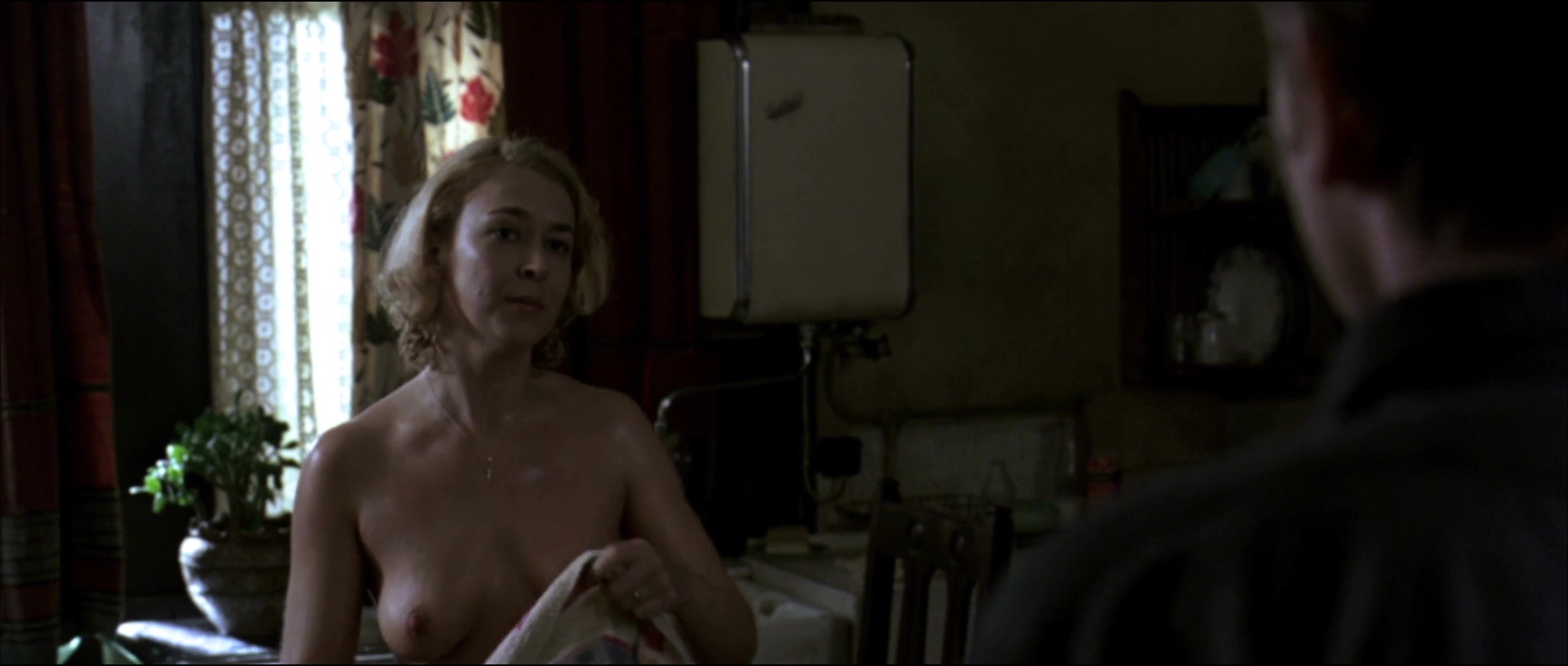 Полин Тернер nude pics.
