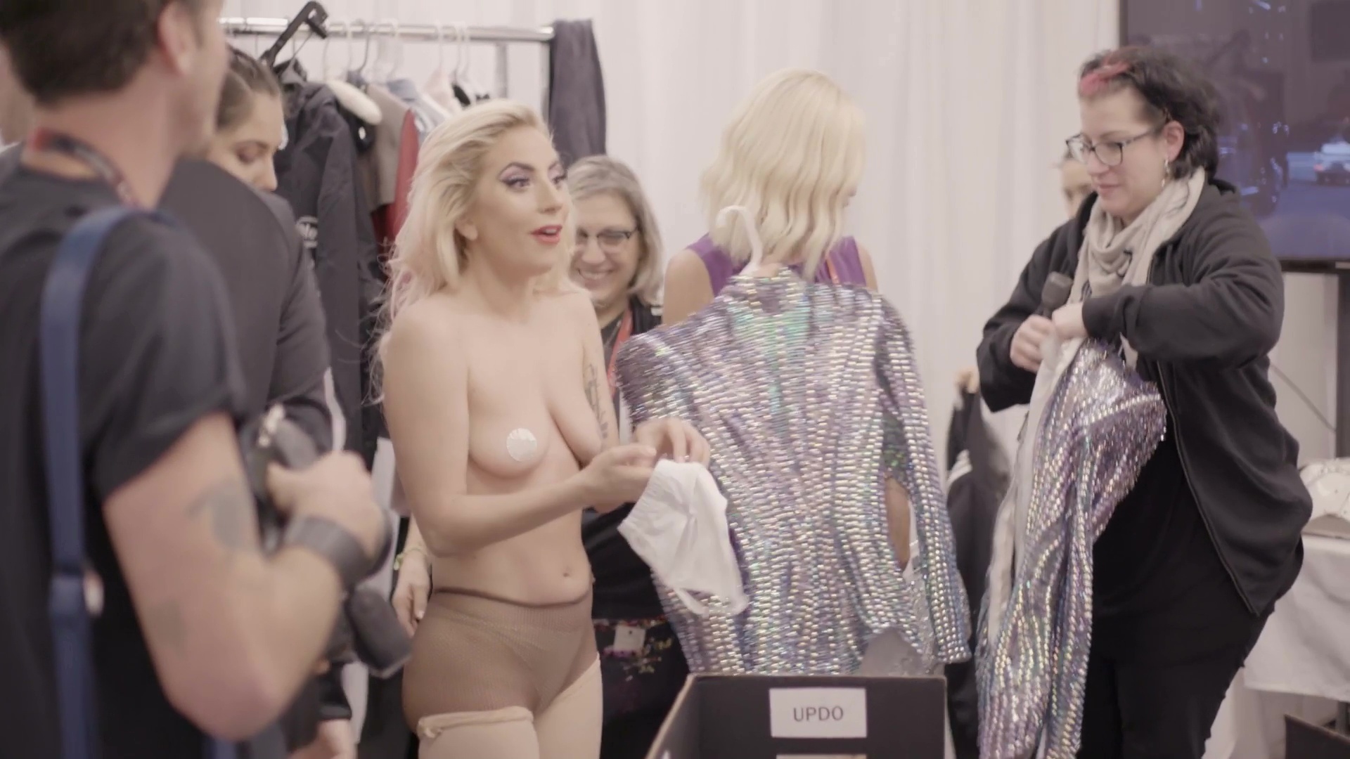 Голая Леди Гага на пикантных эротических фотках