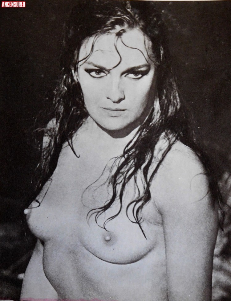 Лиза Gastoni nude pics.