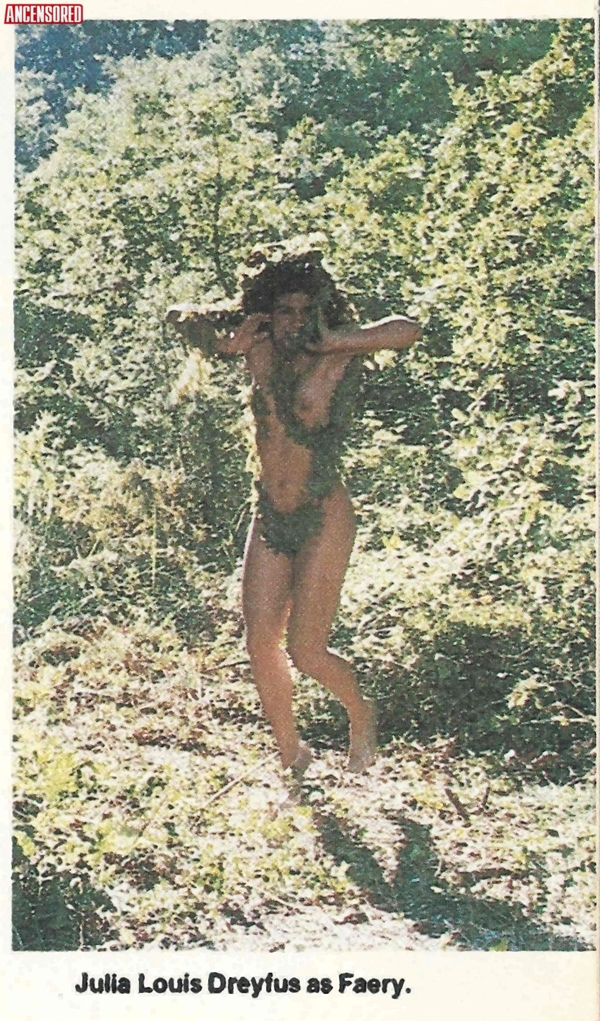 Julia Louis-Dreyfus Topless