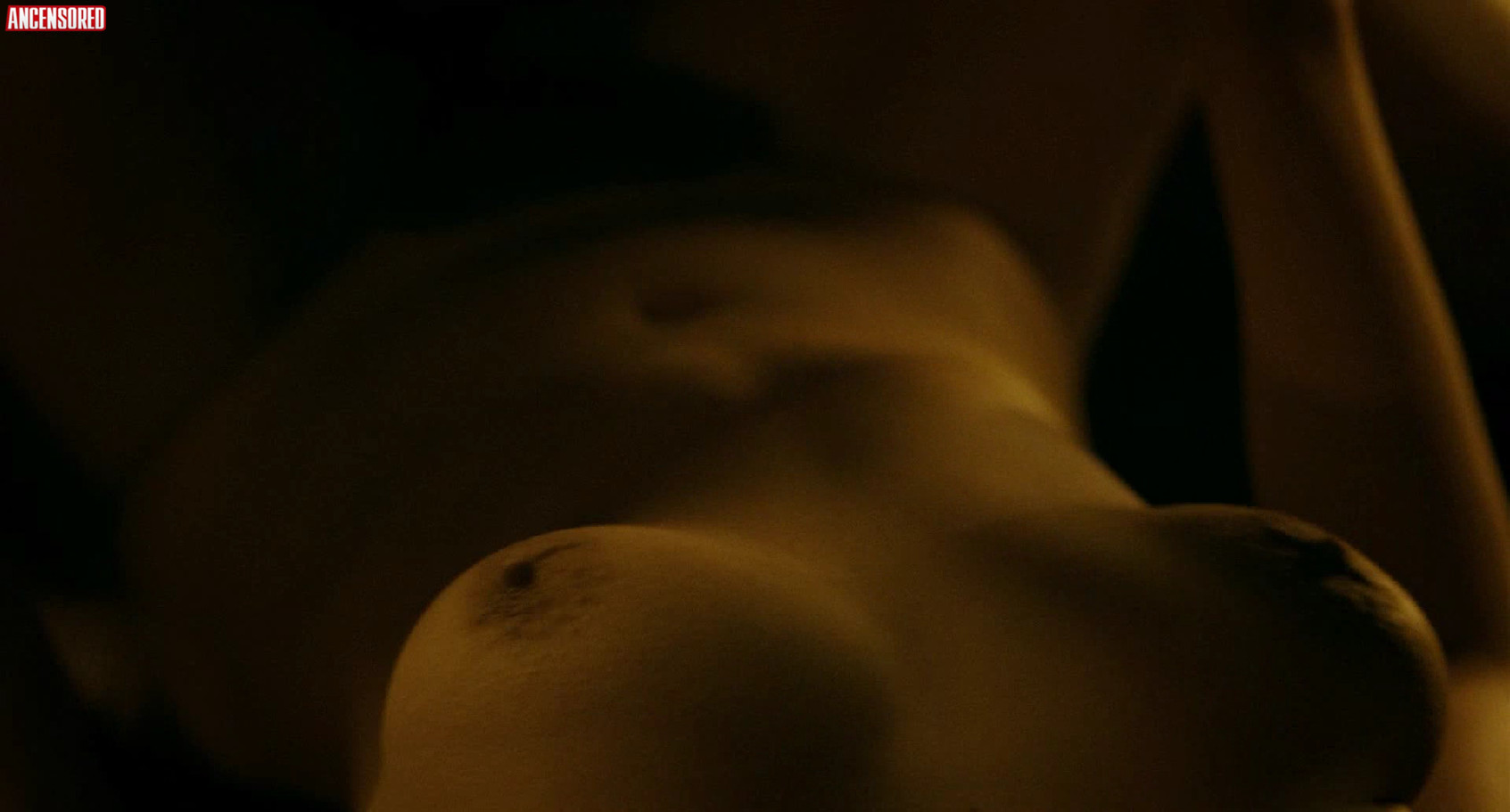 Алессандра Рибис nude pics.