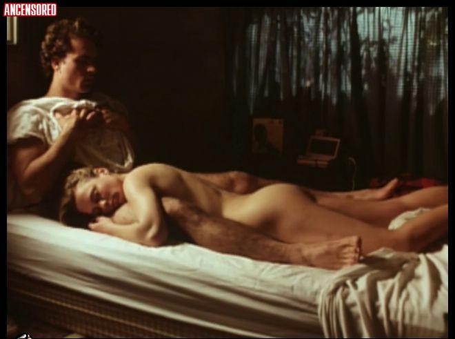Робин Райт nude pics.