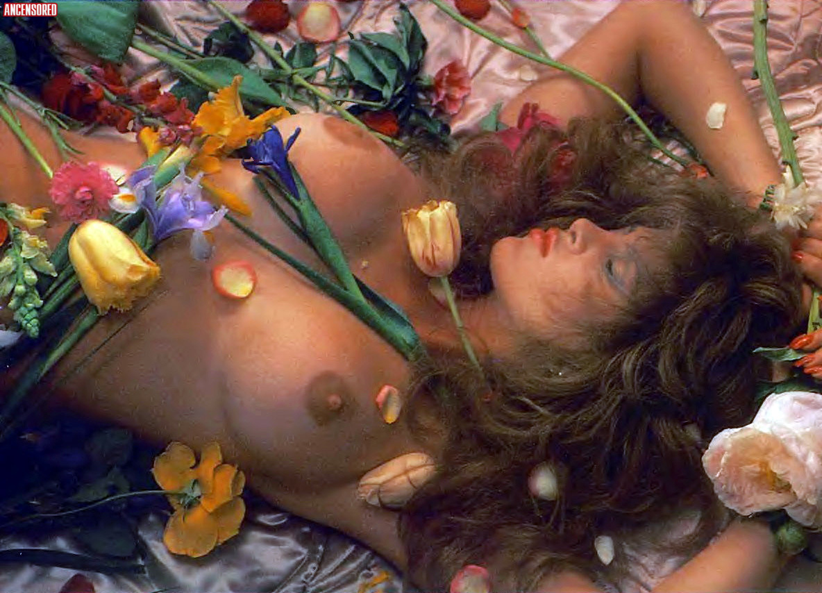 Джессика Хан nude pics.