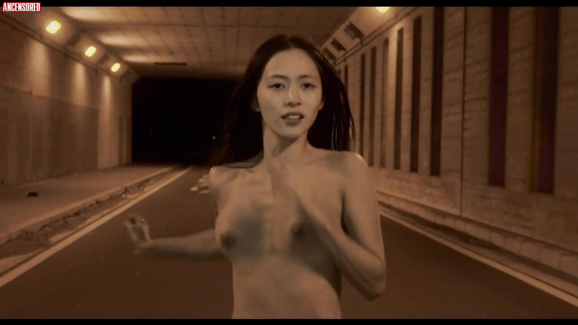 Mayuko nackt