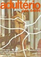 Adultério por Amor (1979) Обнаженные сцены