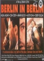 Berlin in Berlin (1993) Обнаженные сцены