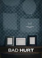 Bad Hurt (2015) Обнаженные сцены