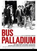 Bus Palladium (2010) Обнаженные сцены