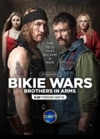 Bikie Wars: Brothers in Arms (2012) Обнаженные сцены
