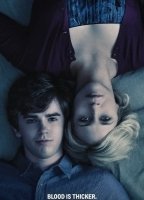 Bates Motel обнаженные сцены в ТВ-шоу