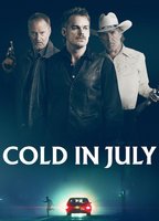 Cold in July (2014) Обнаженные сцены