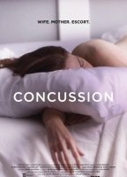 Concussion (2013) Обнаженные сцены