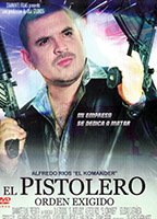 El pistolero (2012) Обнаженные сцены