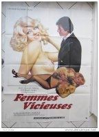 Femmes vicieuses (1975) Обнаженные сцены