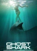 Ghost Shark (2013) Обнаженные сцены