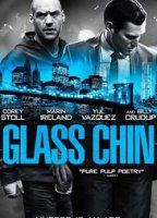 Glass Chin (2015) Обнаженные сцены