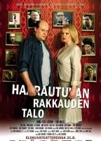 Haarautuvan rakkauden talo (2009) Обнаженные сцены