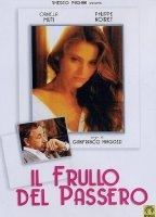 Il frullo del passero (1988) Обнаженные сцены