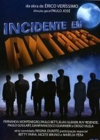 Incidente em Antares (1994) Обнаженные сцены