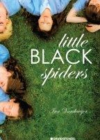 Little Black Spiders обнаженные сцены в ТВ-шоу