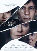 Louder Than Bombs (II) (2015) Обнаженные сцены