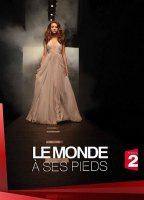 Le monde à ses pieds (2011) Обнаженные сцены