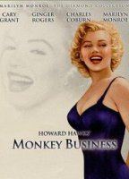 Monkey Business (1952) Обнаженные сцены