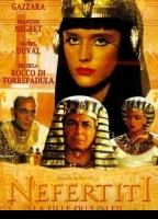 Nefertiti, figlia del sole (1995) Обнаженные сцены
