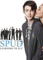 Spud 3: Learning to Fly (2014) Обнаженные сцены