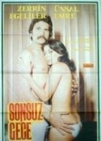 Sonsuz gece (1978) Обнаженные сцены