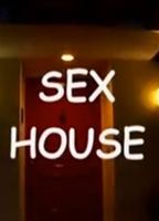 Sex House (2004) Обнаженные сцены