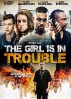 The Girl Is in Trouble (2015) Обнаженные сцены