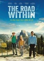 The Road Within (2014) Обнаженные сцены