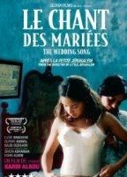 Le chant des mariées (2008) Обнаженные сцены