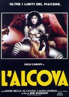 L'alcova (1984) Обнаженные сцены