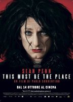 This Must Be the Place (2012) Обнаженные сцены