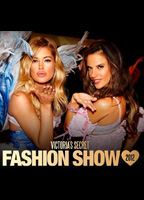 The Victoria's Secret Fashion Show 2012 (2012) Обнаженные сцены