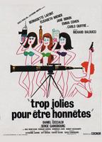 Trop jolies pour être honnêtes (1972) Обнаженные сцены