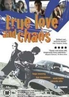 True Love and Chaos (1997) Обнаженные сцены