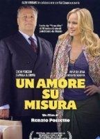 Un amore su misur (2007) Обнаженные сцены