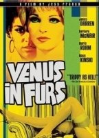 Venus in Furs (1969) Обнаженные сцены