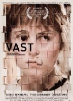 Vast (2011) Обнаженные сцены