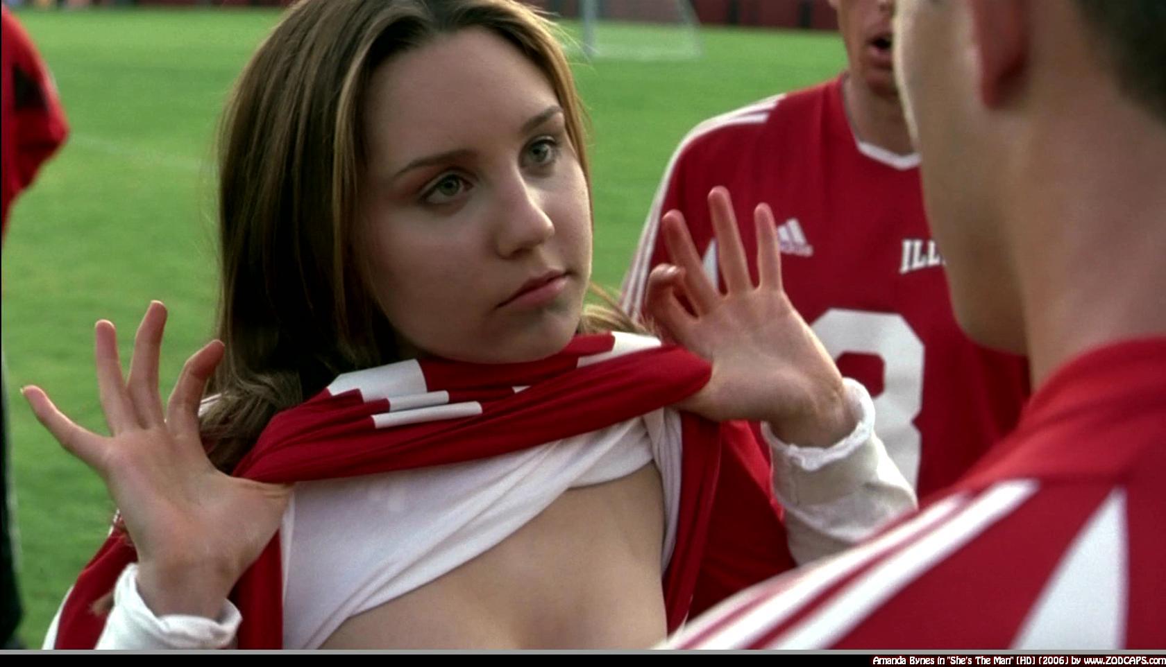 Amanda bynes shes the man topless